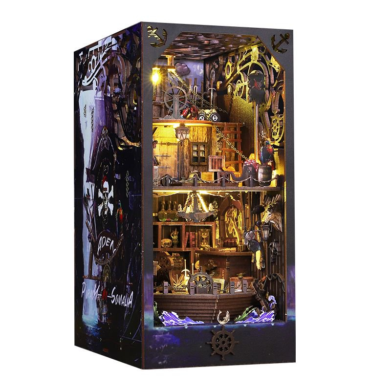 S.S. Aden 3D Wooden Bookend Set