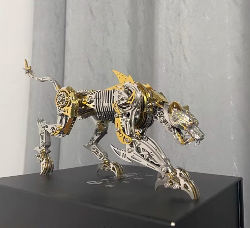 Leopard 3D Metal Puzzle for Adults and Teens, Mechanical Assembly Models photo review